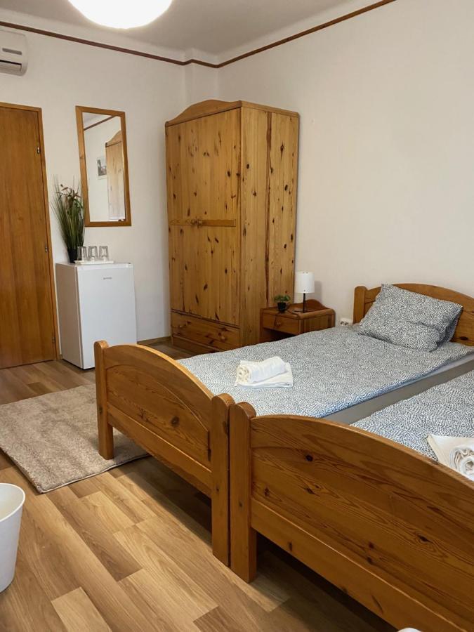 Global Apartmanhaz Vonyarcvashegy Εξωτερικό φωτογραφία