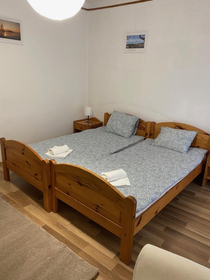 Global Apartmanhaz Vonyarcvashegy Εξωτερικό φωτογραφία