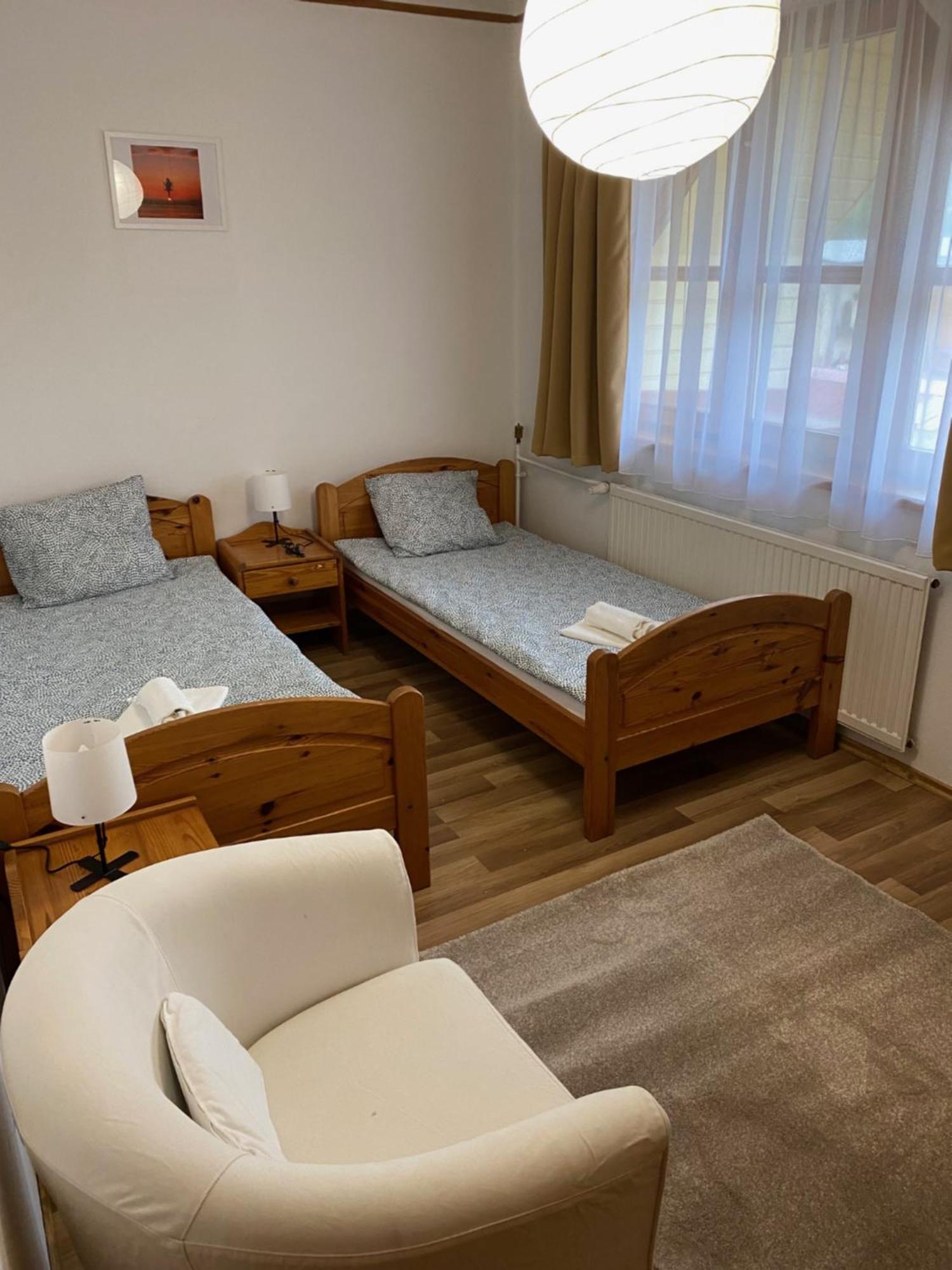 Global Apartmanhaz Vonyarcvashegy Εξωτερικό φωτογραφία
