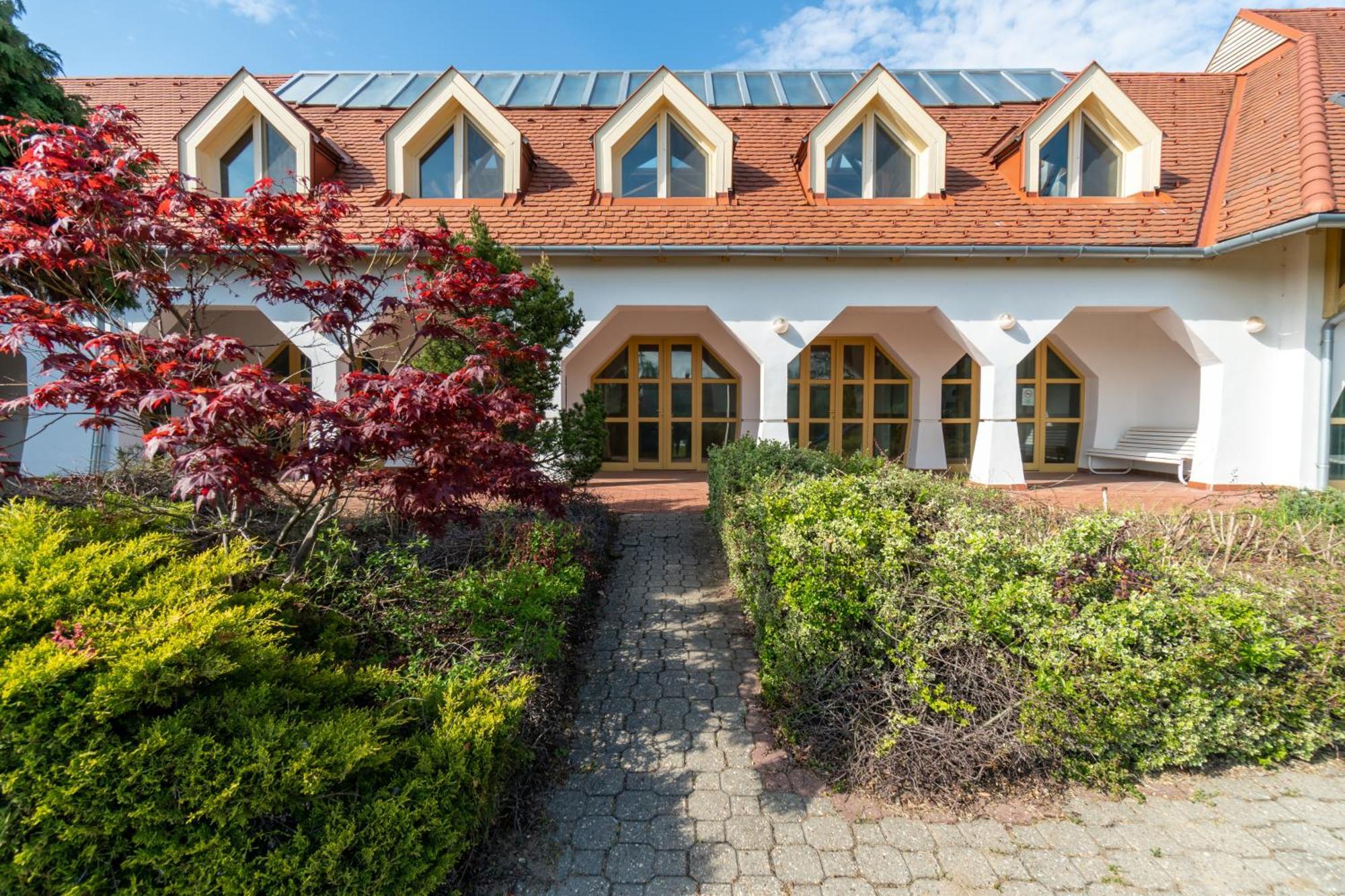 Global Apartmanhaz Vonyarcvashegy Εξωτερικό φωτογραφία
